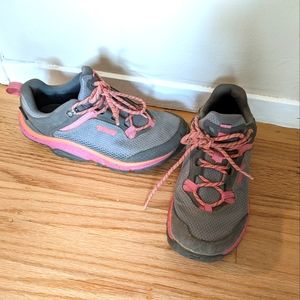 Teva Women’s Waterproof Hiking Shoes - Size 6